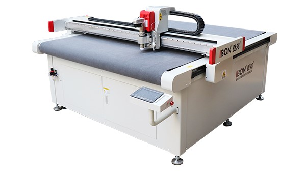 1613小型自動送料